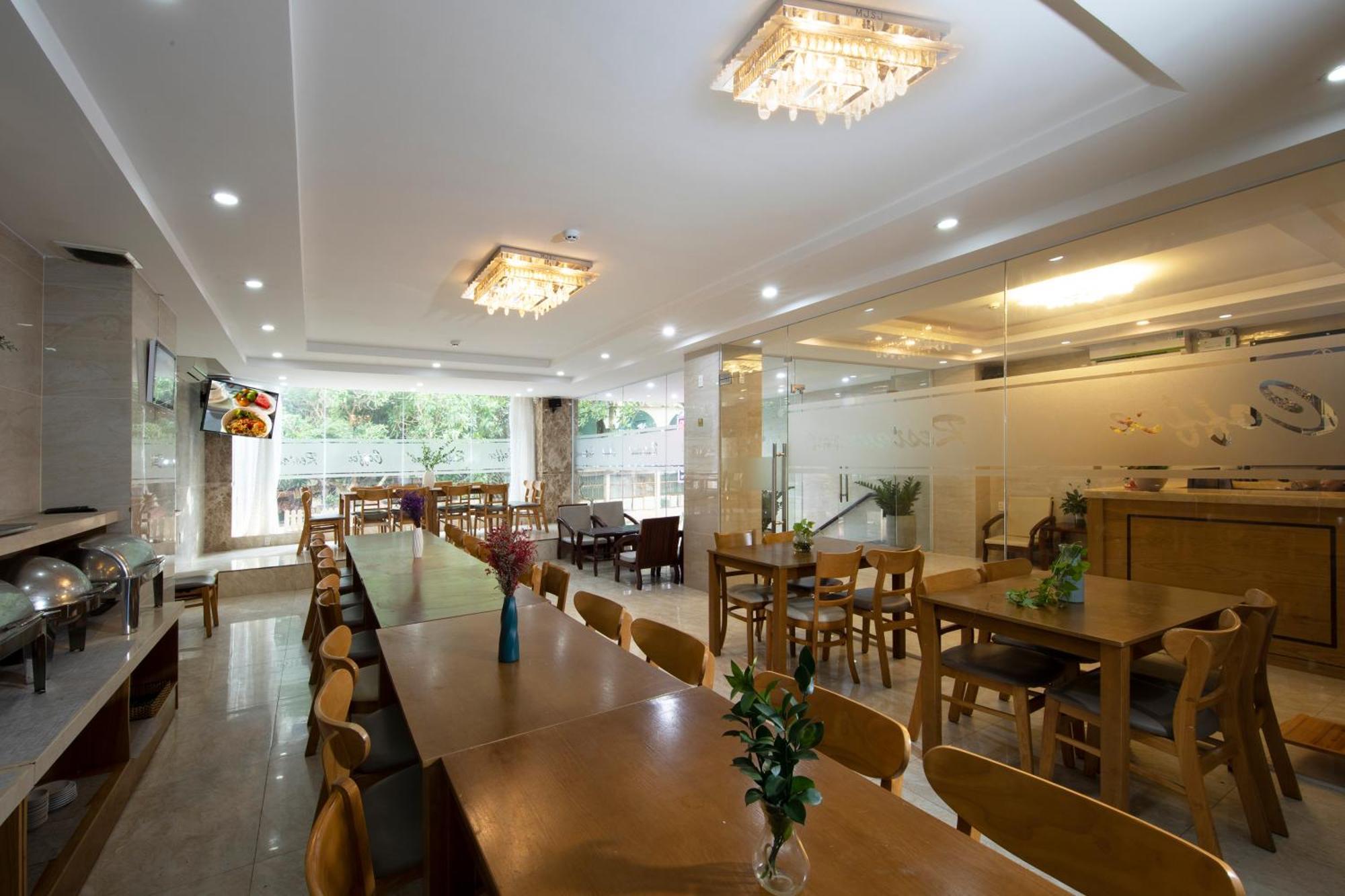 Summer Beach Hotel - Back Beach Вунг Тау Екстериор снимка